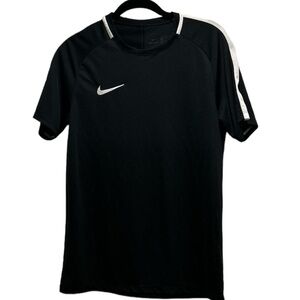 Nike, dri-fit, size Medium, black and white